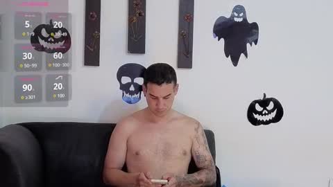 Robert and Kloe online show from October 2025 03:20:01 PM