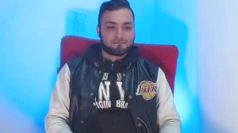 Snapshot of robert_leroy chatting on December 2024 07:29:01 AM Stiven - online show from December 2024 07:29:01 AM