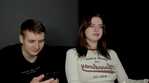 Lisa and Robert  i am online all days 900 am GMT3   online show from December 2024 04:30:01 PM