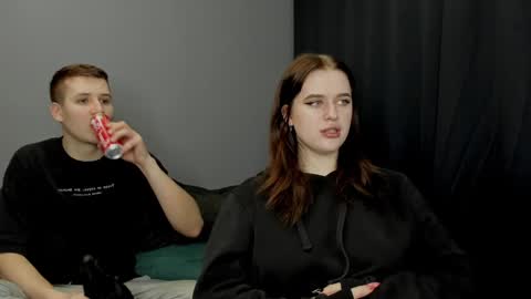 Lisa and Robert  i am online all days 900 am GMT3   online show from December 2024 10:50:01 AM