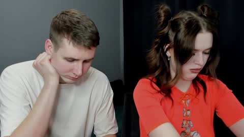 Lisa and Robert  i am online all days 900 am GMT3   online show from January 2025 05:53:01 AM