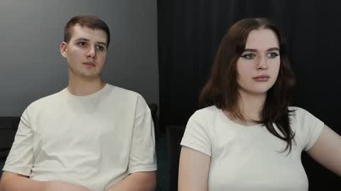 Lisa and Robert  i am online all days 900 am GMT3   online show from February 2025 06:43:02 PM