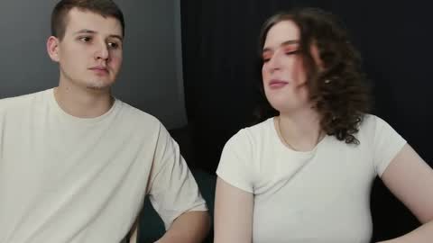 Lisa and Robert  i am online all days 900 am GMT3   online show from February 2025 04:29:01 AM