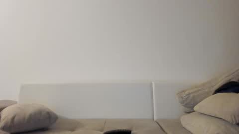 roberto4ever online show from December 2025 05:18:02 PM