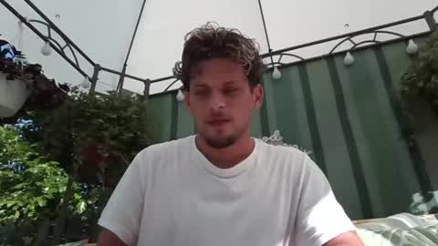 Snapshot of roberto_twink1 chatting on July 2026 06:42:01 AM Roberto online show from July 2026 06:42:01 AM