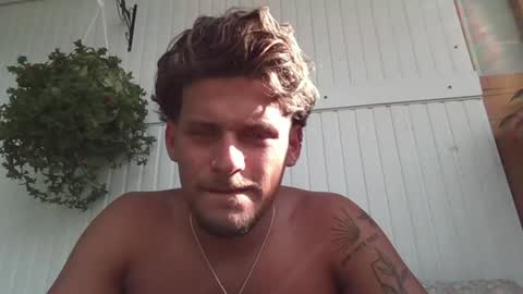 Snapshot of roberto_twink1 chatting on July 2026 02:35:02 PM Roberto online show from July 2026 02:35:02 PM