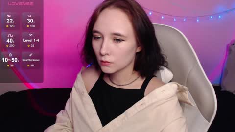 Snapshot of robin_yours chatting on January 2025 04:16:02 PM Robin your online show from January 2025 04:16:02 PM