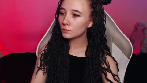 Snapshot of robin_yours chatting on February 2025 04:46:01 AM Robin your online show from February 2025 04:46:01 AM