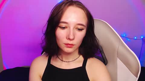 Snapshot of robin_yours chatting on March 2025 06:11:01 PM Robin your online show from March 2025 06:11:01 PM