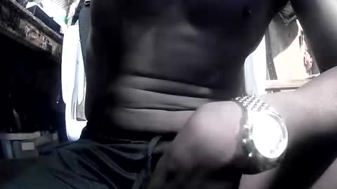 robinBankzs online show from November 2025 04:29:02 PM