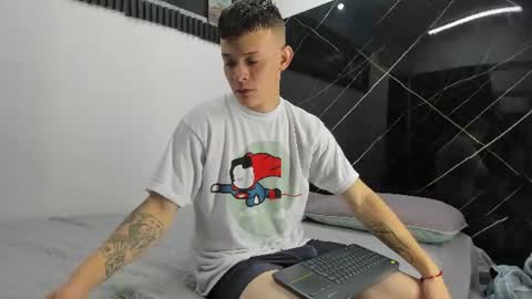 Snapshot of robinlion91 chatting on July 2026 03:45:02 AM robinlion91 online show from July 2026 03:45:02 AM