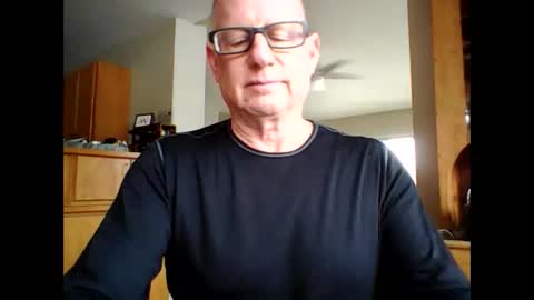 robo0000 online show from March 2026 07:18:02 PM