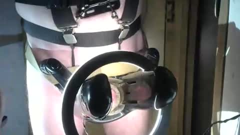 Robodickmilker online show from September 2025 07:58:02 PM