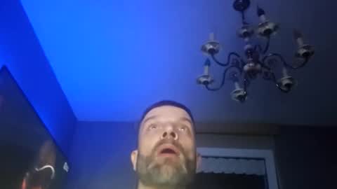 Snapshot of robster010 chatting on May 2026 10:07:01 PM robster010 online show from May 2026 10:07:01 PM