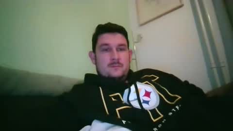 Snapshot of robtheman94 chatting on November 2025 09:36:02 PM Robin online show from November 2025 09:36:02 PM