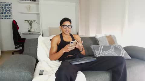 roby_millerr online show from March 2026 06:12:02 PM