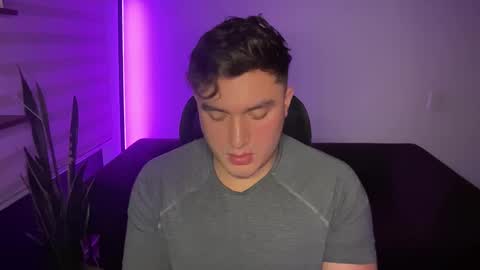 ROBYN online show from February 2026 04:02:02 PM