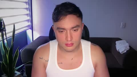 ROBYN online show from February 2026 09:13:02 PM