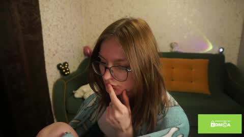 robynsentinella online show from May 2026 03:46:02 AM
