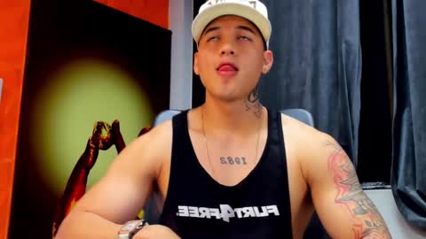 rocco_santos online show from December 2025 04:17:01 AM