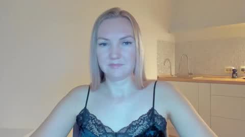 rock__baby online show from November 2025 10:41:02 PM