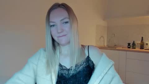 rock__baby online show from February 2026 11:06:01 PM