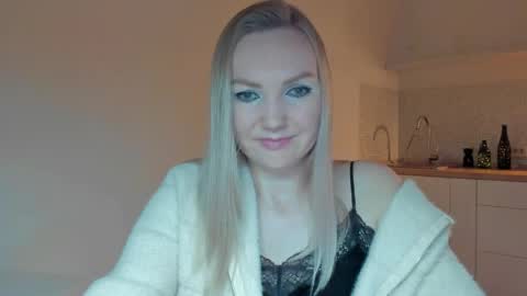 rock__baby online show from April 2026 10:19:02 PM