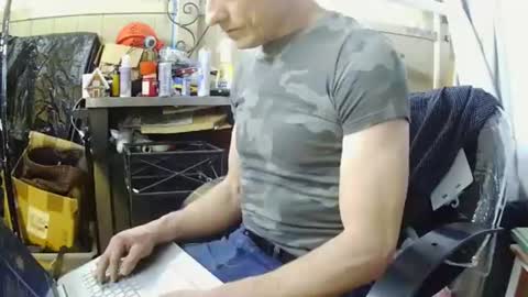 muscleboi slave online show from February 2025 07:19:02 PM