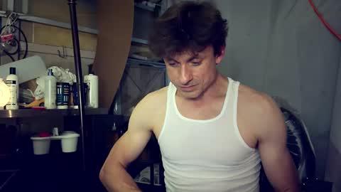 muscleboi slave online show from September 2025 10:05:01 AM