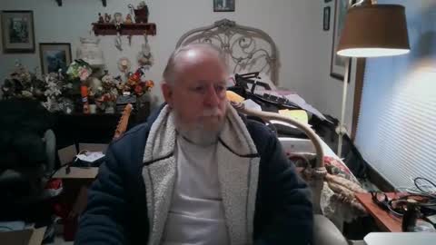 rodhammer60 online show from December 2025 01:04:02 PM