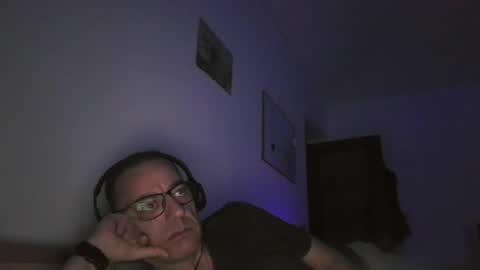 Snapshot of rogerrabbit2023 chatting on September 2025 08:22:01 PM rogerrabbit2023 online show from September 2025 08:22:01 PM
