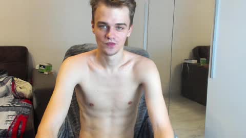 Snapshot of rokko_diamond777 chatting on December 2024 03:17:01 PM taylor fox online show from December 2024 03:17:01 PM