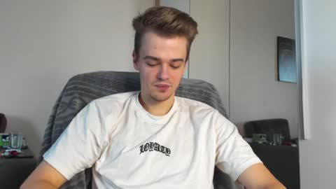 Snapshot of rokko_diamond777 chatting on December 2024 01:38:02 PM taylor fox online show from December 2024 01:38:02 PM