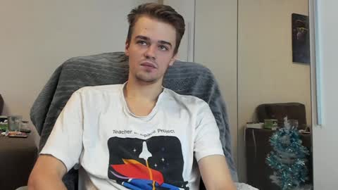 Snapshot of rokko_diamond777 chatting on December 2024 12:34:02 PM taylor fox online show from December 2024 12:34:02 PM