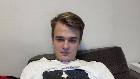 Snapshot of rokko_diamond777 chatting on December 2024 07:01:01 PM taylor fox online show from December 2024 07:01:01 PM