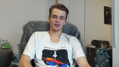 Snapshot of rokko_diamond777 chatting on December 2024 03:57:01 PM taylor fox online show from December 2024 03:57:01 PM