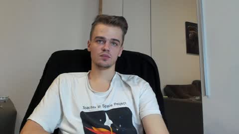 Snapshot of rokko_diamond777 chatting on January 2025 06:38:01 PM taylor fox online show from January 2025 06:38:01 PM