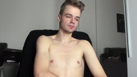 Snapshot of rokko_diamond777 chatting on January 2025 06:27:02 AM taylor fox online show from January 2025 06:27:02 AM