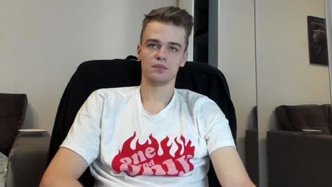 Snapshot of rokko_diamond777 chatting on January 2025 05:19:01 AM taylor fox online show from January 2025 05:19:01 AM