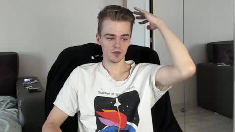 Snapshot of rokko_diamond777 chatting on February 2025 10:54:02 AM taylor fox online show from February 2025 10:54:02 AM