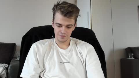 Snapshot of rokko_diamond777 chatting on February 2025 11:30:01 AM taylor fox online show from February 2025 11:30:01 AM