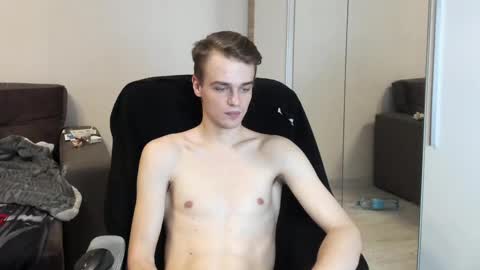 Snapshot of rokko_diamond777 chatting on March 2025 05:29:01 PM taylor fox online show from March 2025 05:29:01 PM