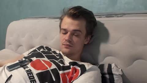 taylor fox online show from January 2026 01:30:01 AM