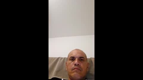 Snapshot of rolando841330 chatting on May 2026 02:05:02 AM rolando841330 online show from May 2026 02:05:02 AM