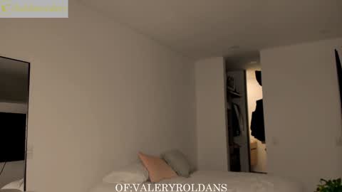 Valery Roldans online show from January 2025 06:53:02 AM