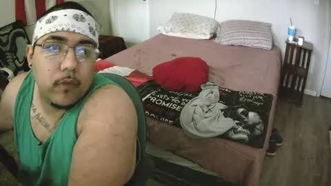 Snapshot of rollin_cloudz444 chatting on March 2025 05:49:02 PM cloudy bottom online show from March 2025 05:49:02 PM