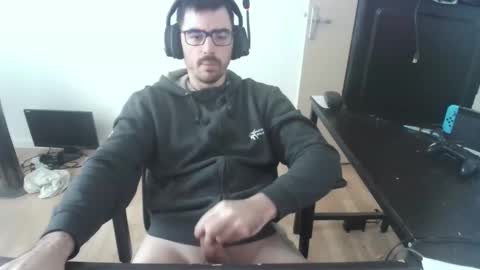 Snapshot of romainb72 chatting on December 2024 09:29:02 AM romainb72 online show from December 2024 09:29:02 AM