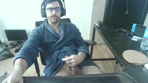 Snapshot of romainb72 chatting on January 2025 12:16:02 PM romainb72 online show from January 2025 12:16:02 PM