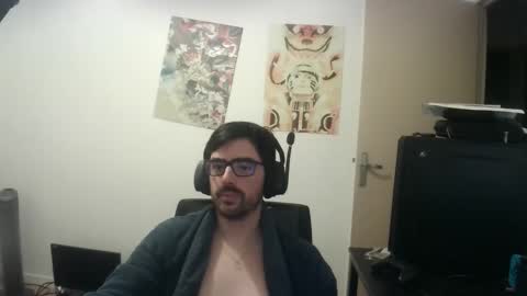 Snapshot of romainb72 chatting on November 2025 07:57:01 PM romainb72 online show from November 2025 07:57:01 PM