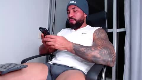 Roman online show from February 2025 04:03:02 AM